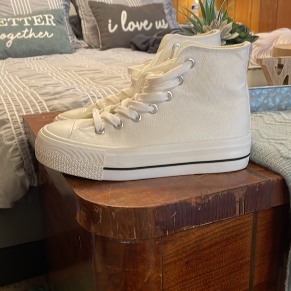 Brand new never worn Cushionaire shoes - Picture 6 of 6